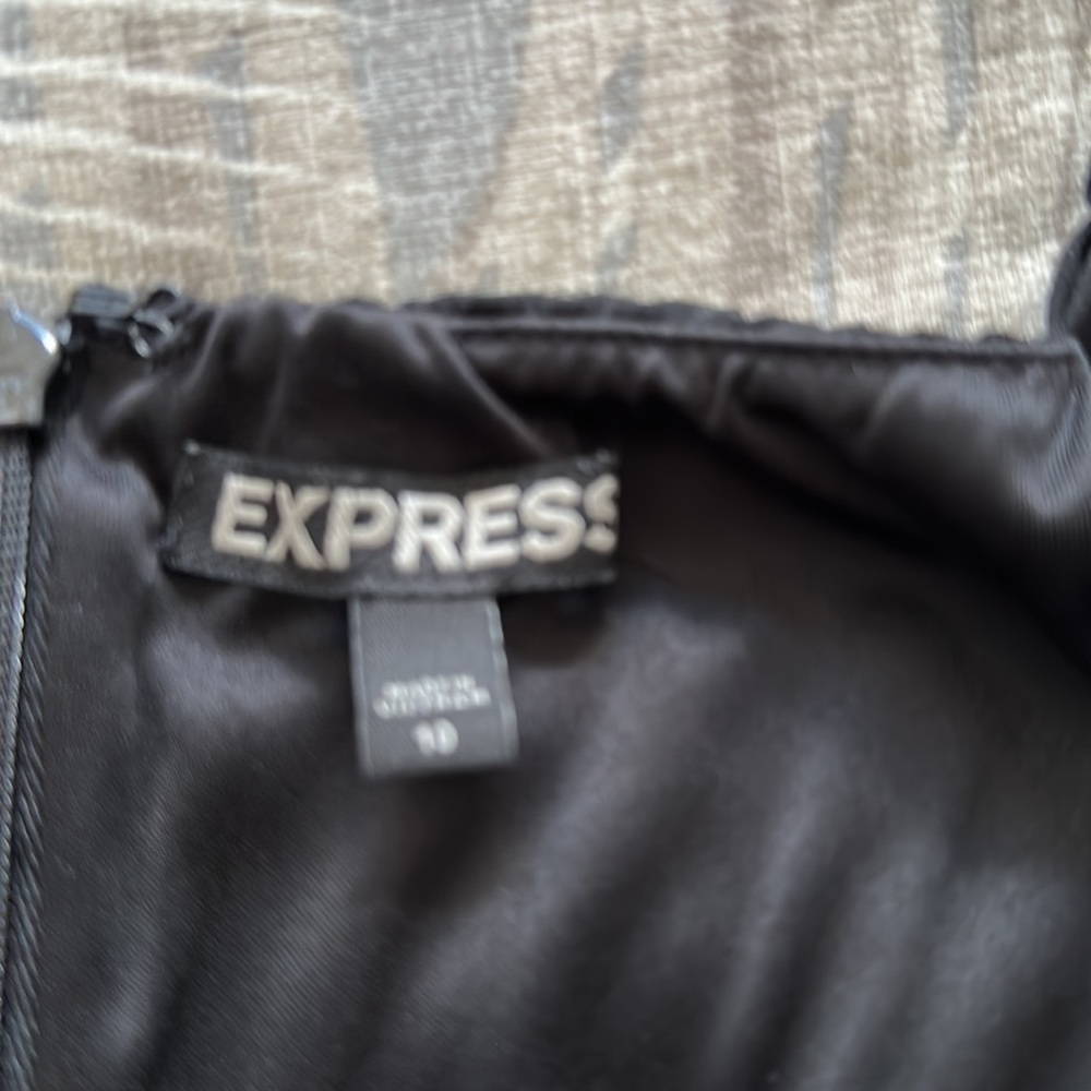 Sexy little black dress! - Picture 5 of 6